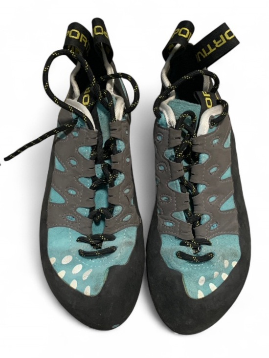 La Sportiva Shoes - La Sportiva Tarantulace Teal and Gray Climbing Shoes